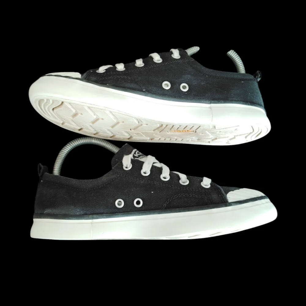 Keen Black Canvas Sneakers Sz 7 - Picture 4 of 11